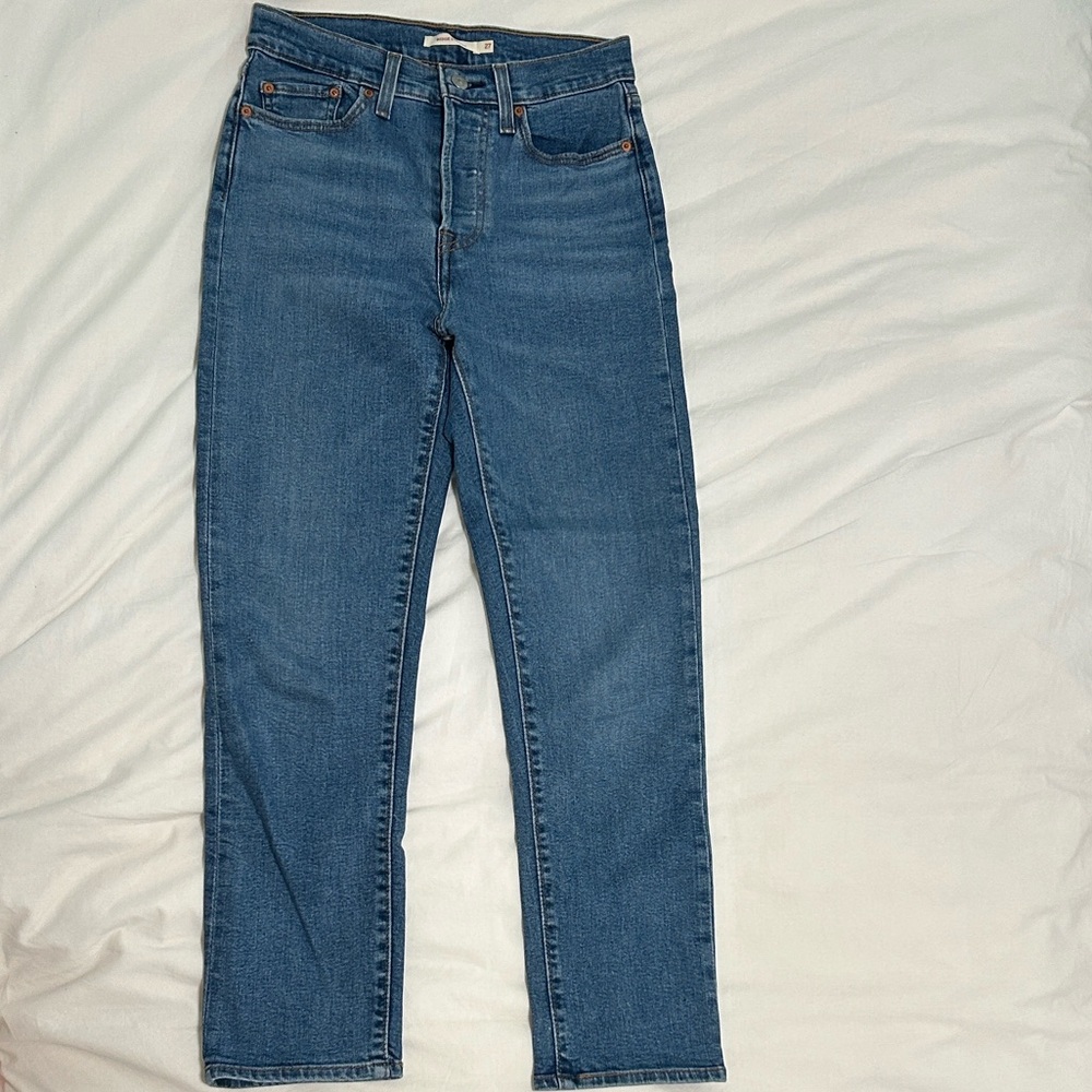 Levi’s Wedgie Straight Classic Blue Women's Jeans, Size 27